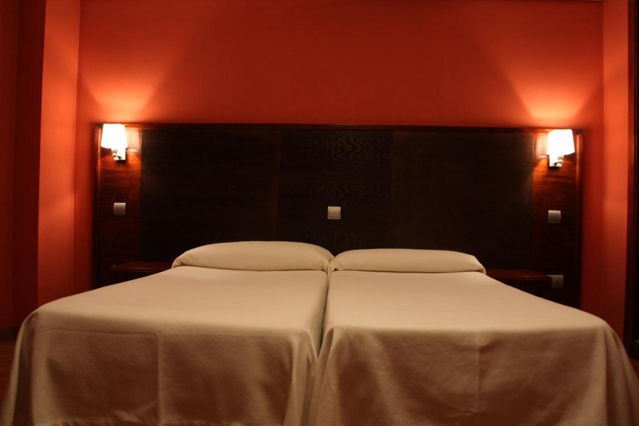 Hotel Tremazal 瓜尔多 外观 照片
